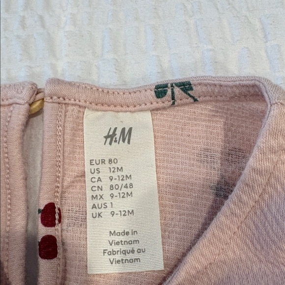 H & M Infant Girls Adorable Dress Bundle - Picture 11 of 11